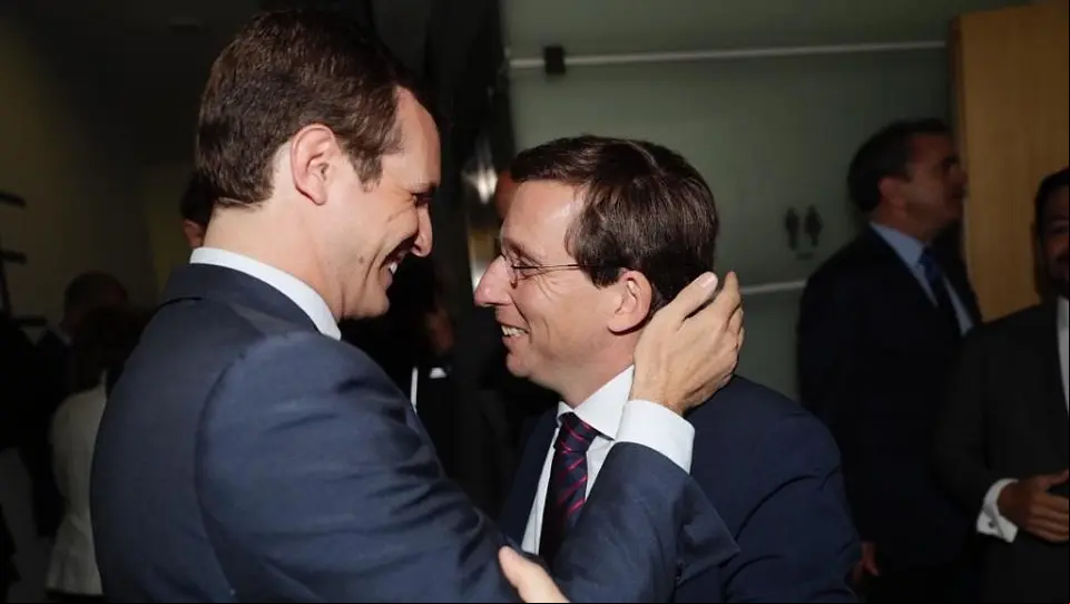 casado almeida
